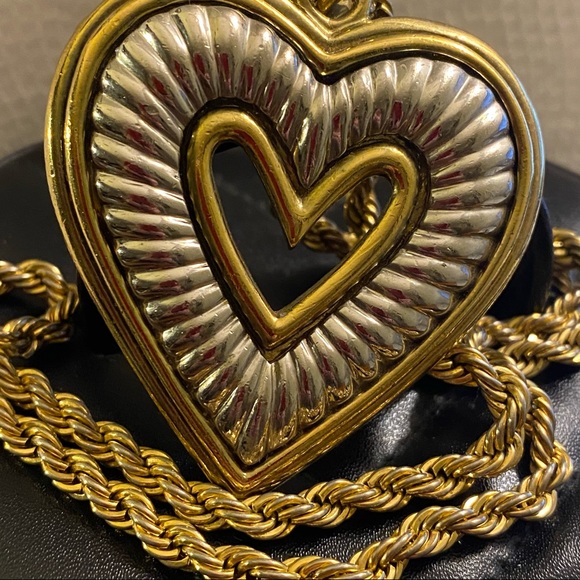 Vintage Gold/Silver Tone Chunky Heart Necklace on Gold tone Twist Chain - Picture 7 of 10